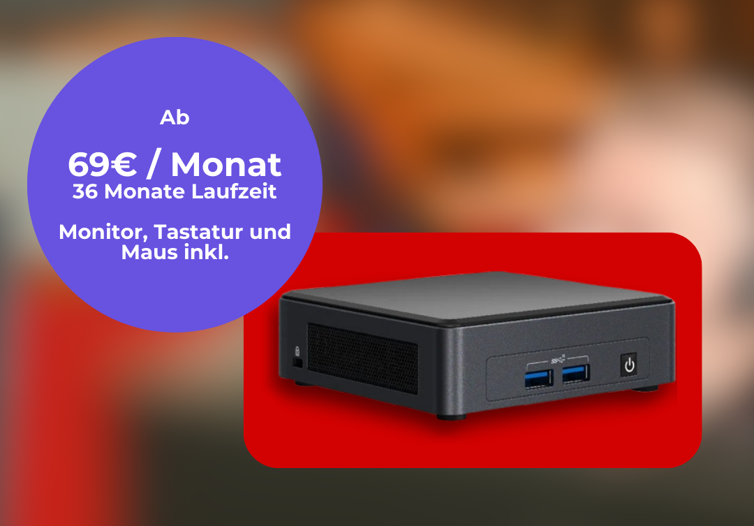 Digitale Illustration mit verschwommenem Hintergrund. Im Vordergrund steht ein Mini-Rechner. Daneben ist der Schriftzug zu sehen: ‚Ab 69 € / Monat – 36 Monate Laufzeit – Monitor, Tastatur und Maus inkl.‘